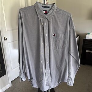 Tommy Hilfiger Men's Black Checkered Shirt